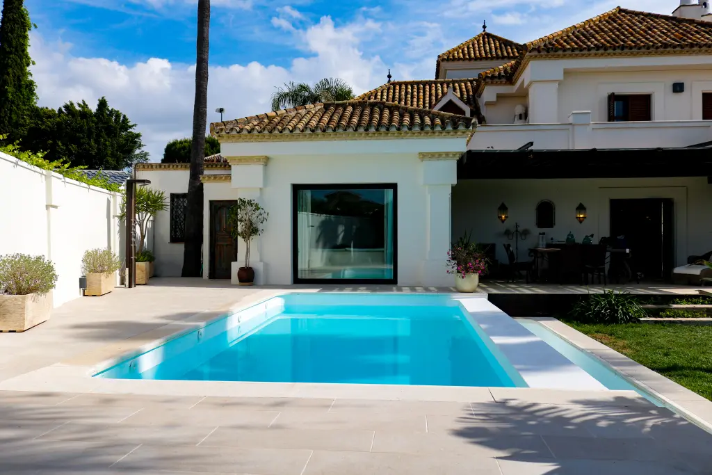 rehabilitacion-piscina